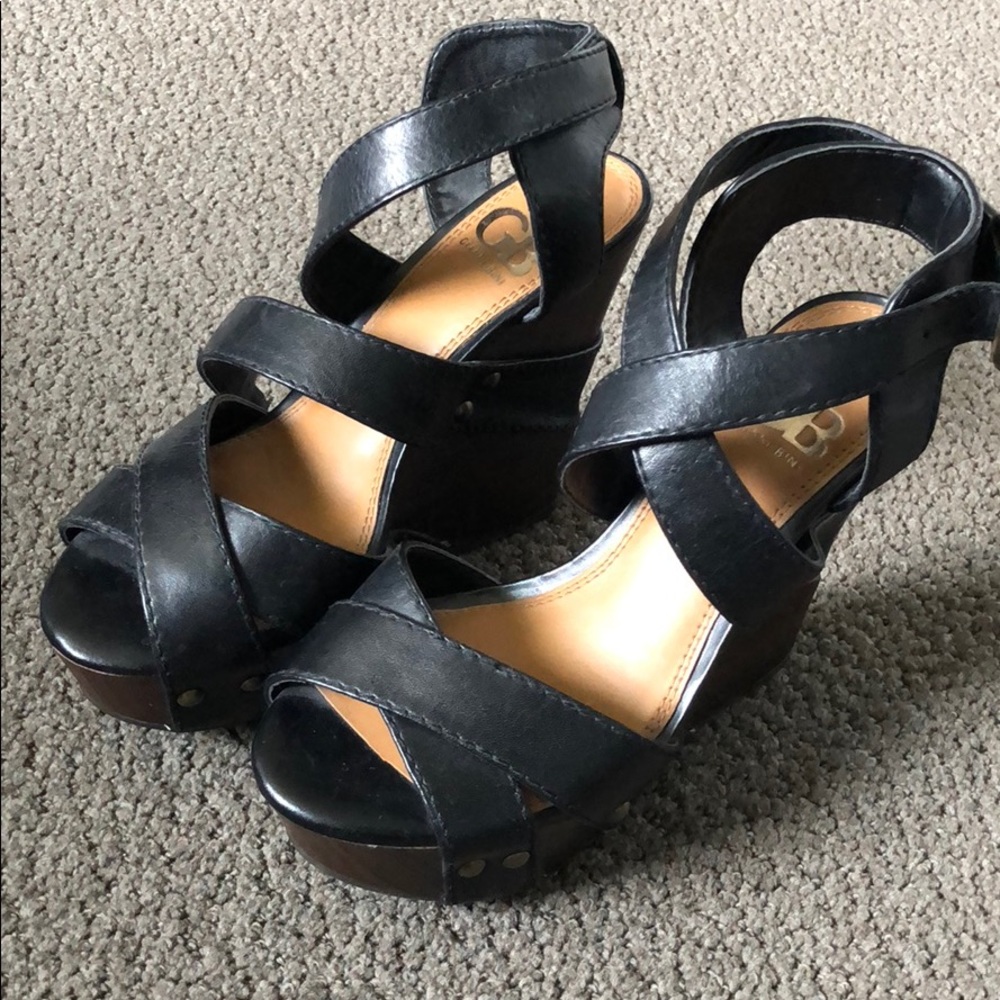 Gianni Bini wedge  Sandals